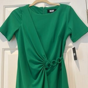 NWT Beautiful tailored cocktail dress perfect for Christmas